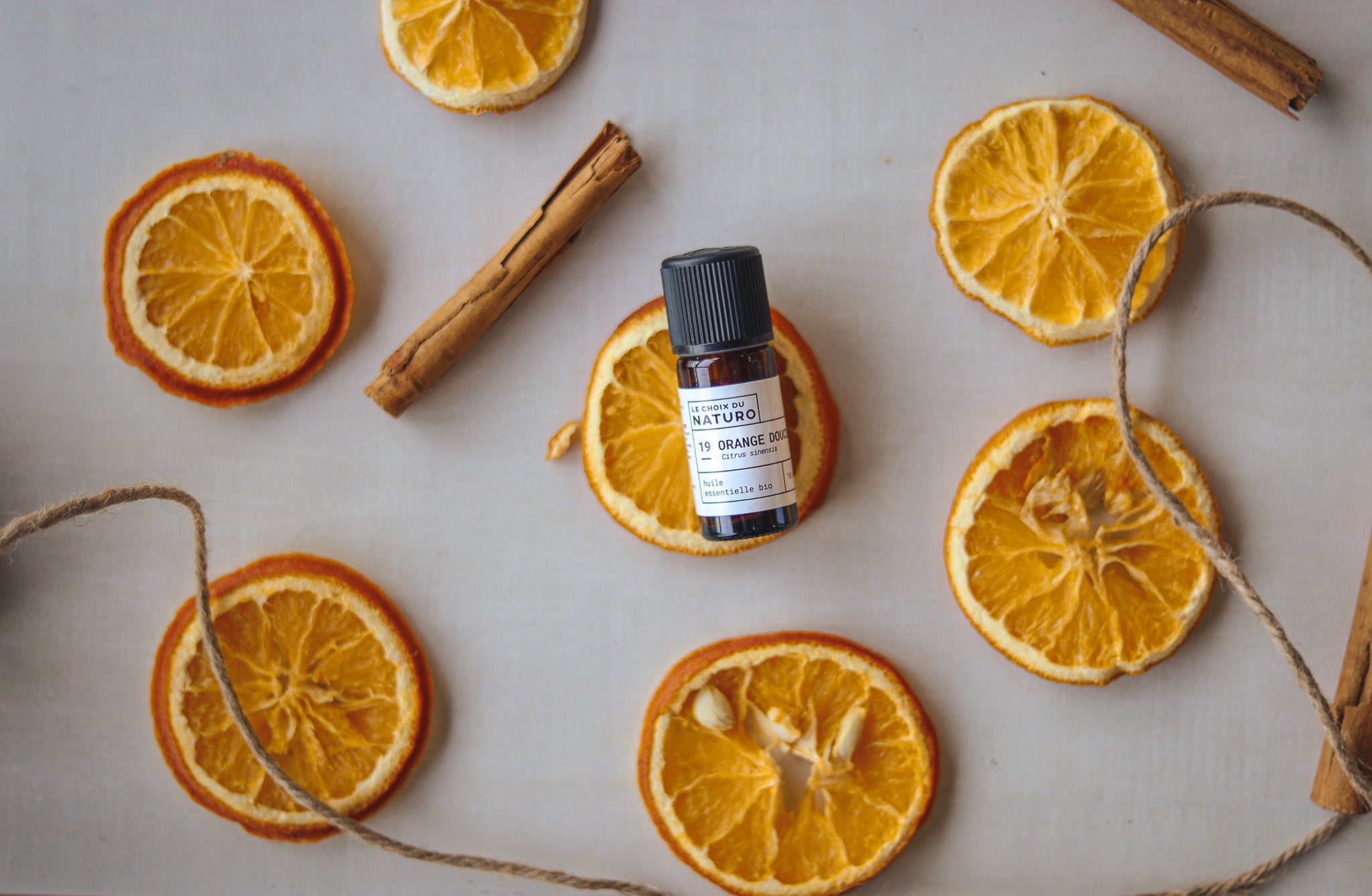 L'huile essentielle d'orange douce bio bienfaits et utilisation LE — free download